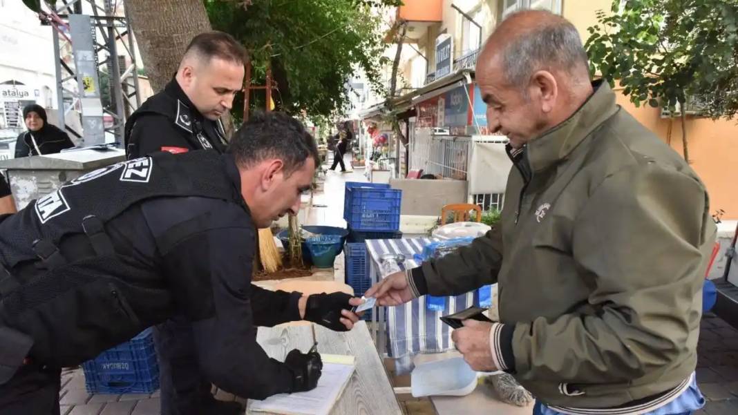 Antalya’da Zabıta Operasyonu 3